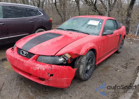 2000 Ford Mustang z USA, uszkodzony, nr VIN 1FAFP4040YF174259